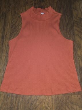 Old Navy Ribbed Sleeveless Mock Neck Tank in Burnt Orange